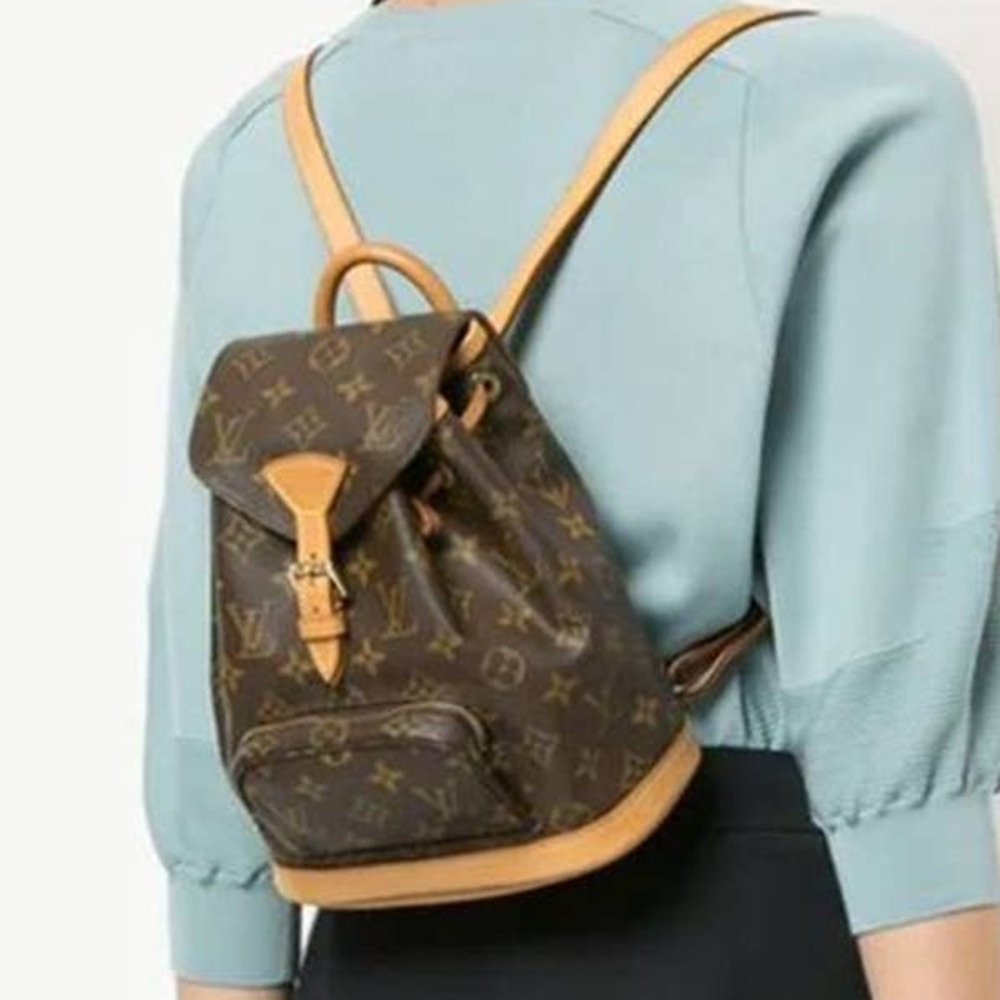 💎✨CHARMING✨💎AUTHENTIC Louis Vuitton Montsouris MM